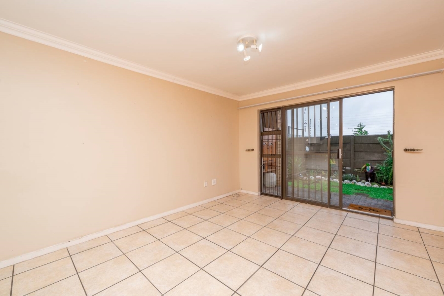 2 Bedroom Property for Sale in Kraaifontein Western Cape